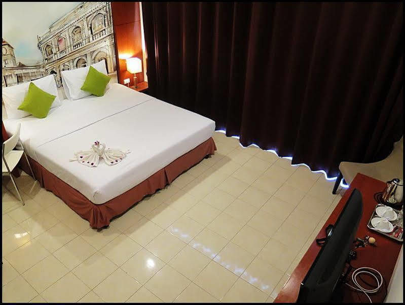 Sugar Ohana Poshtel Phuket Eksteriør bilde